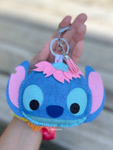 Load image into Gallery viewer, Sakura Alien | Mouse Keychain