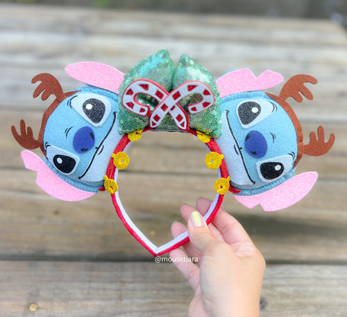 Christmas reindeer Alien | Mouse Ears