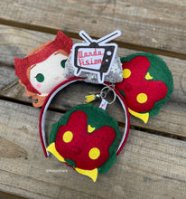 Load image into Gallery viewer, Wanda Tele Vision | Mouse Ears Keychain set