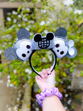 Load image into Gallery viewer, Silver Spaceship earth | Mouse Ears