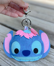 Load image into Gallery viewer, Sakura Alien | Mouse Keychain
